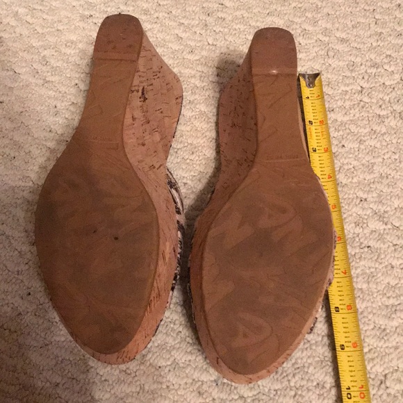 Nine West Snake Skin Wedge - Picture 2 of 5